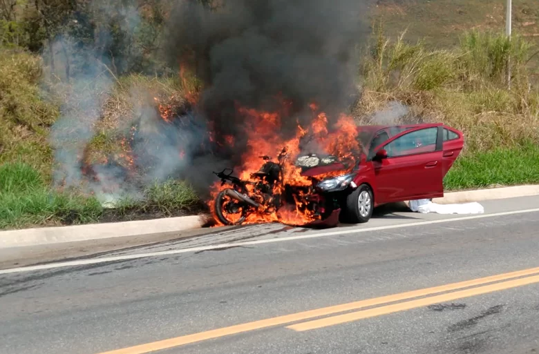 Motociclista morre em acidente com carro na BR-265 1 acidente 265 Carlos Henrique Oliveira