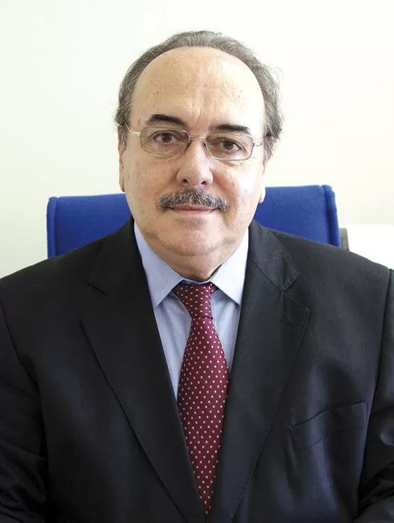 Pesquisadores tentam driblar falta de recursos 2 evaldo fapemig