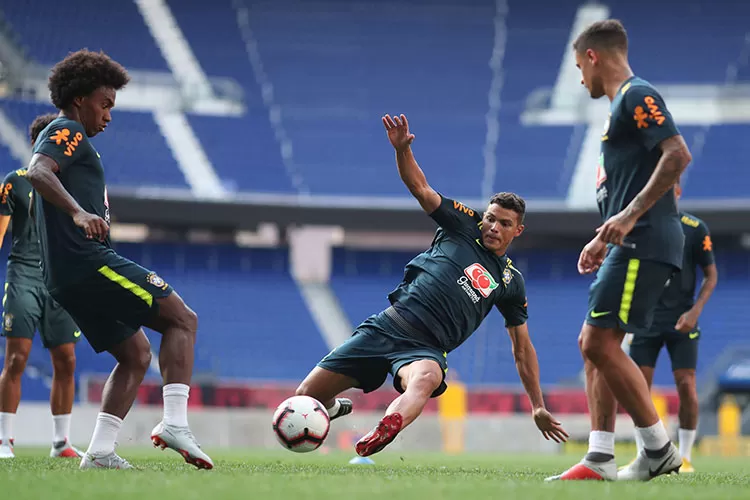 Tite indica Marquinhos e Thiago Silva na zaga 1 selecao-brasileira-lucas-figueiredo