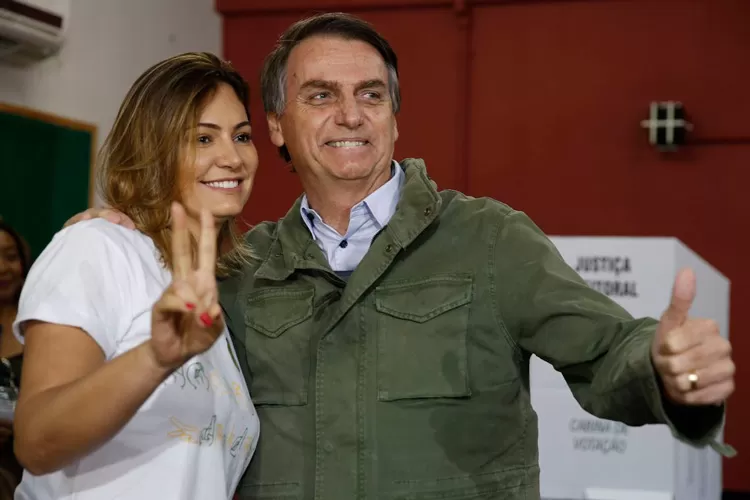 bolsonaro vota by Tânia Regô Agência Brasil