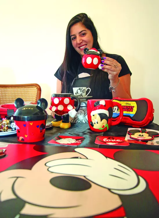 Juiz-foranos revelam a paixão por Mickey, que completa 90 anos neste domingo 3 Ana Halfeld LEONARDO COSTA