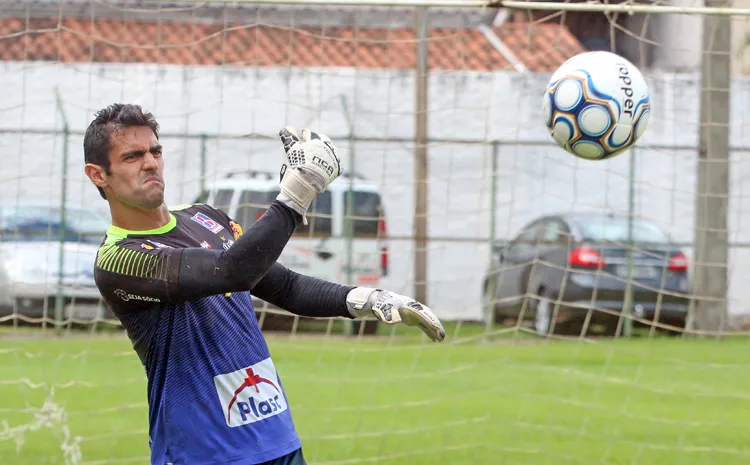 Tupi confirma Vilar e negocia com meia argentino 1 esp Tupi Vilar foto Leo Costa