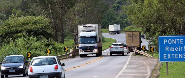 Movimento nas estradas cresce 40%, saiba como evitar riscos 1 estradas