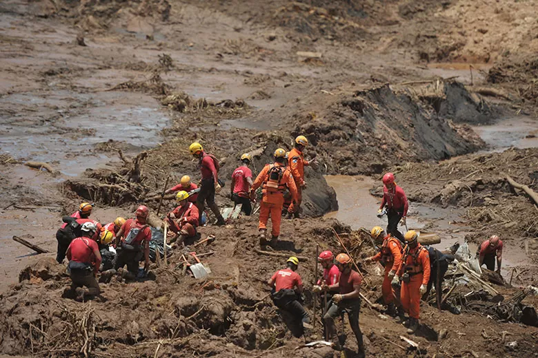 Autoridades confirmam 65 mortos em desastre em Brumadinho 1 brumadinho ALEXANDRE GUZANSHE EM DA PRESS