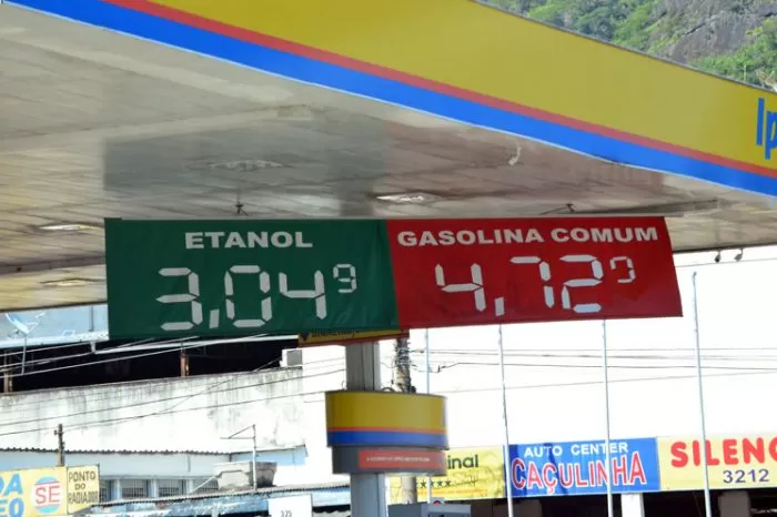 Gasolina entra o ano 8,3% mais cara em Juiz de Fora 1 gasolina Olavo Prazeres 11