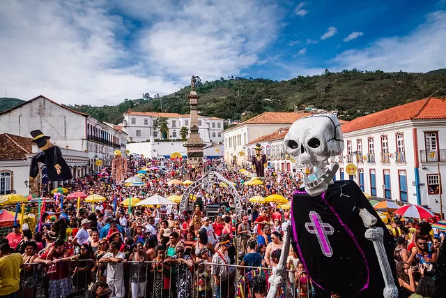 Folia e tradições momescas nas históricas Ouro Preto e Tiradentes 1 Divulgação PrefeituraOP