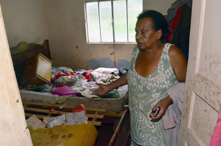 Forte chuva alaga Santos Dumont e deixa famílias desabrigadas 4 maria imaculada santos dumont