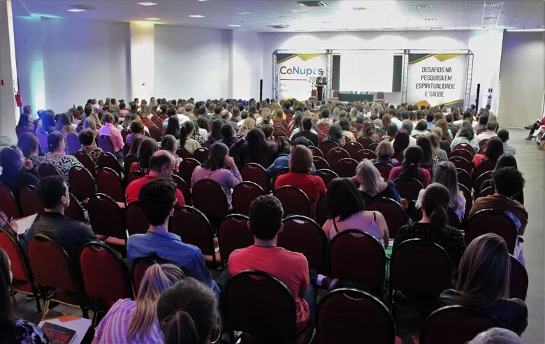 Saúde e espiritualidade: o começo do fim de um tabu 1 plateia 02 1