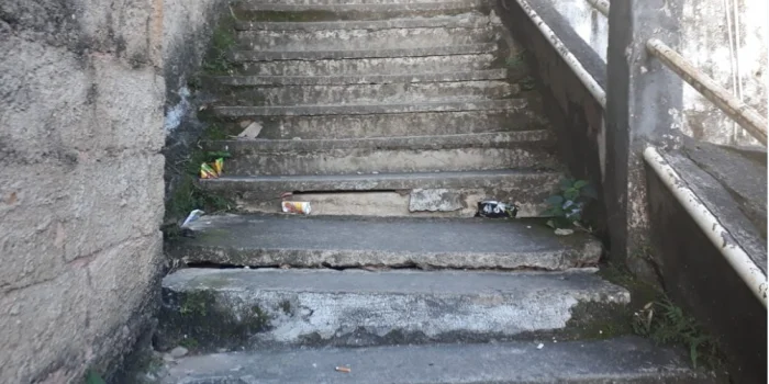 Falta de manutenção em travessa incomoda moradores 1 VU 08.06