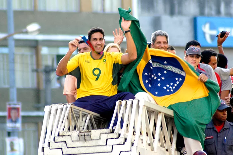 15 anos de Atenas: André Nascimento recorda ouro olímpico no vôlei 1 andre nascimento by fernando