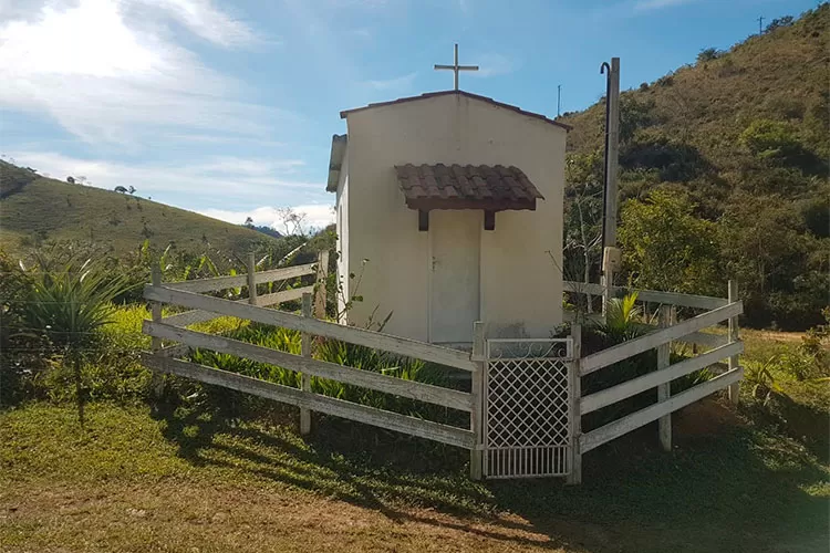 capelinha-no-caminho-Cópia