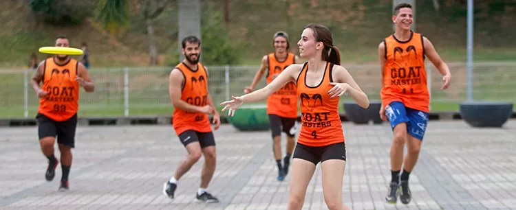 Conheça o ultimate frisbee, praticado por equipe juiz-forana 1 frisbee capa by felipe couri 2