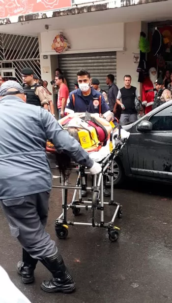 Policial reformado é esfaqueado, e mulher, baleada em assalto no Centro 1 crime marechal by jorge troiano