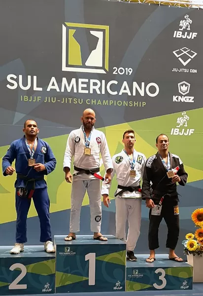 Juiz-foranos trazem três medalhas do Sul-Americano de Jiu-Jítsu 2 esp jiu jítsu douglas arquivo pessoal