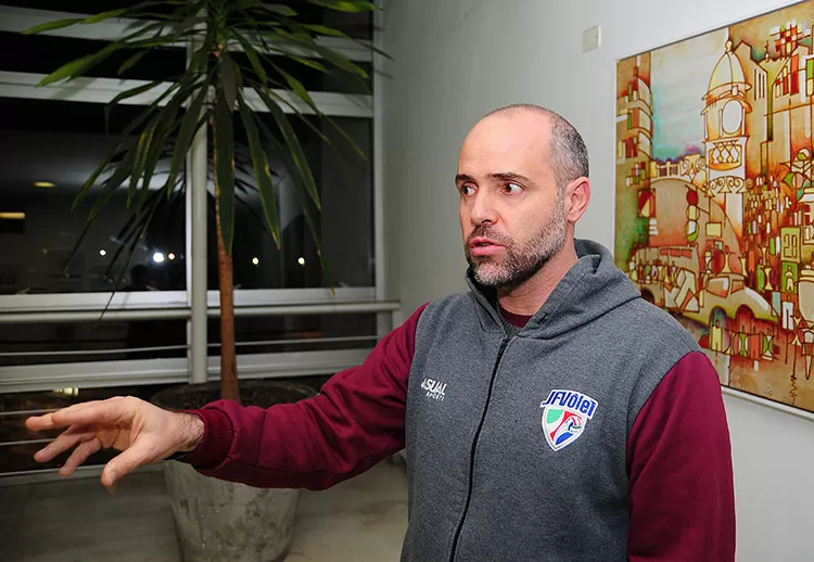 Estreia do JF Vôlei pela Superliga B deve ser, em casa, em 25 de janeiro 2 Maurício-Bara-JF-Vôlei-by-Marcelo-Ribeiro