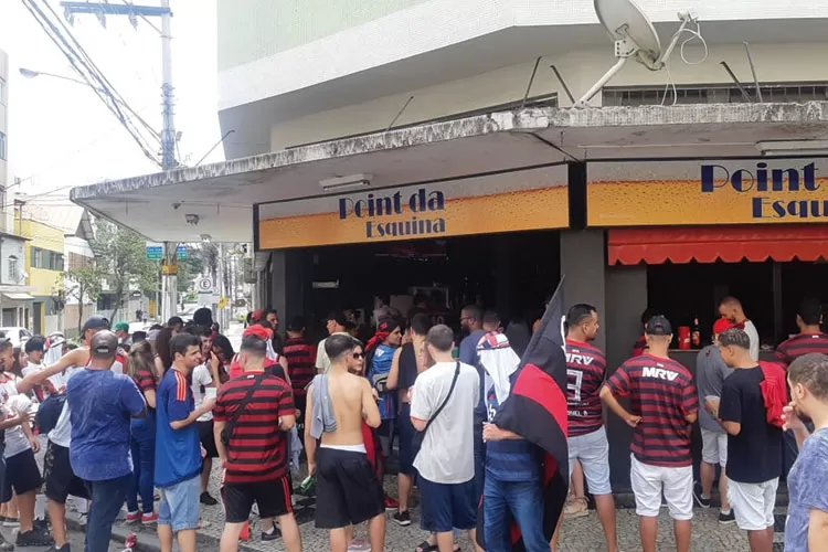 Não faltou torcida vermelha e preta em JF 1 bar são mateus1