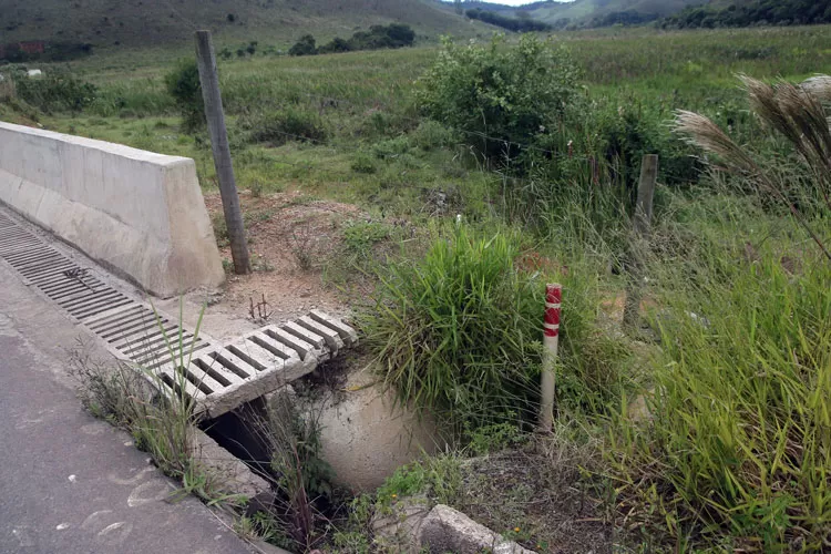 Obras de proteção da Represa João Penido estão interrompidas na AMG-3085 1 amg 3085 Fernando Priamo 2