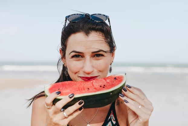 Alimentação saudável no Verão: possibilidades 3 A melancia é uma fruta refrescante e pode ser inserida na sua dieta de verão
