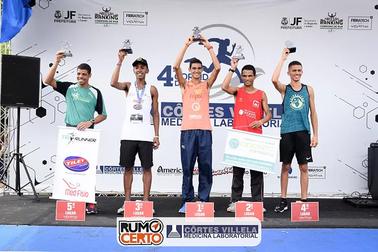 Eberth e Amanda vencem a 4ª Corrida Côrtes Villela; confira os tempos extraoficiais 1 esp podio masculino cortes villela foto hugo keyler rumo certo