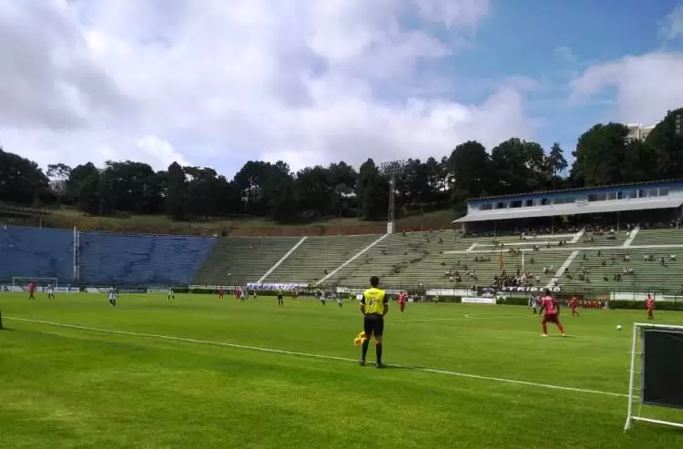 Com gol aos 49 do segundo tempo, Tupi perde para o Guarani no Municipal 1 esp tupi x guarani foto arthur abrahão tupi fc