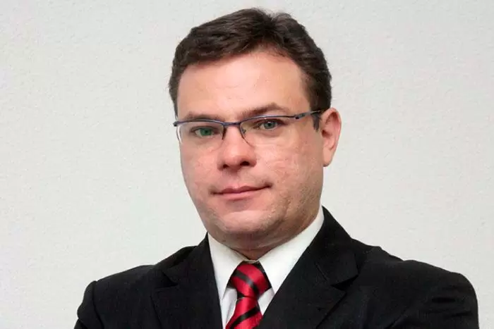 leandro mazzini 700x467 1