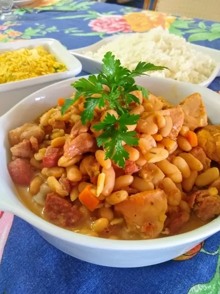 Cassoulet à mineira para os dias frios do outono 1 cassoulet a moda caipira thiago caiafa 2