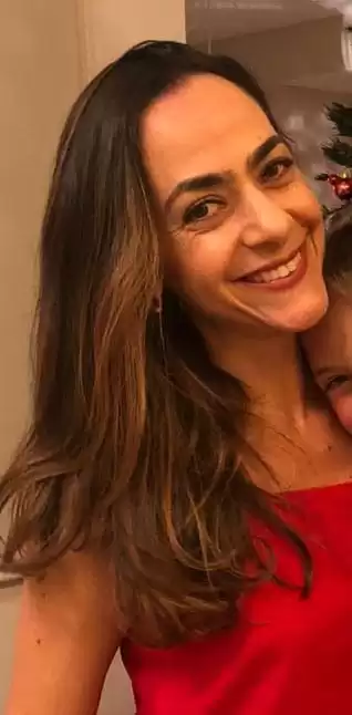 Dani Marie Uhebe corte