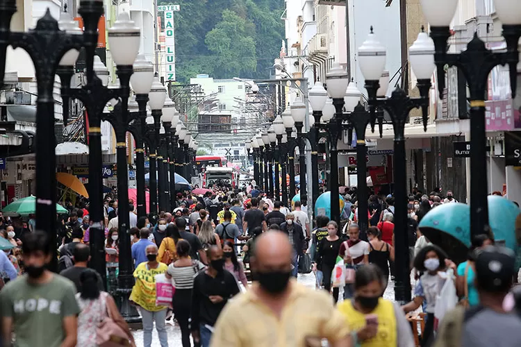 comercio rua calcadao coronavirus by fernando
