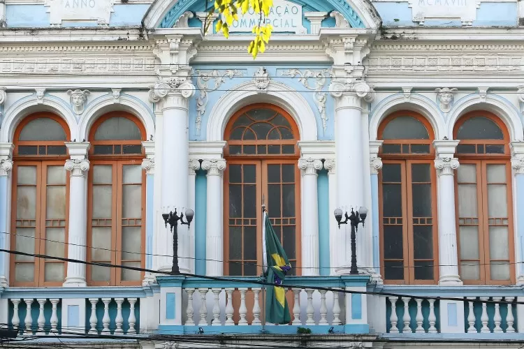 5 janelas que merecem uma olhada em Juiz de Fora 3 janelas-associação-comercial-by-fernando-priamo
