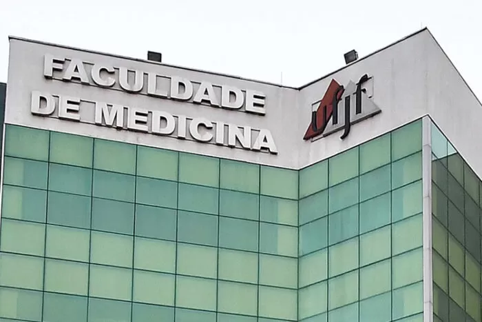 Alunos da área de saúde da UFJF reivindicam retorno das aulas práticas 1 faculdade de medicina marcelo ribeiro