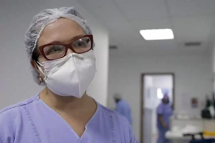 Médica fala sobre rotina intensa nos leitos de CTI Covid em JF 1 dra cristina medeiros serie covid by barbara landim