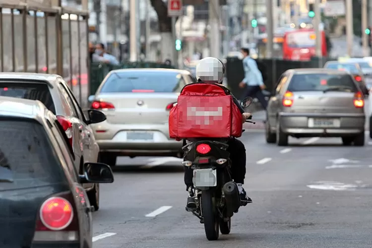 Motoboys suspendem paralisação no Jardim Norte