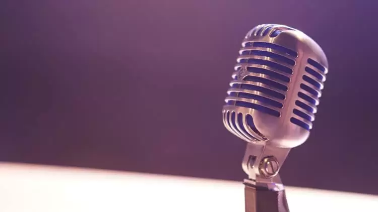 Podcasts eróticos são alternativa ao monopólio da imagem pornô 1 podcasts-eróticos-destacada-by-reprodução
