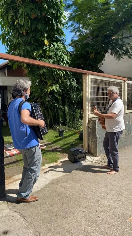 serenata-alexandre-vitor-2-by-gabriela-machado-divulgação