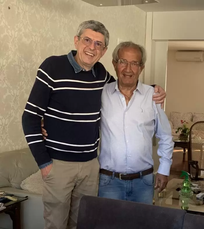 O renomado cirurgião Ivan Resende e o ‘sheik' Ibrahim El Kouri em recente almoço libanês 1 O renomado cirurgião Ivan Resende e o ‘sheik' Ibrahim El Kouri em recente almoço libanês