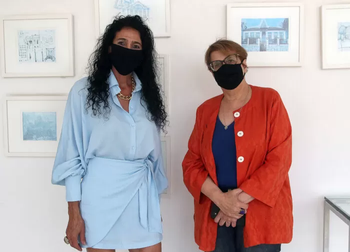 A diretora-presidente da Tribuna de Minas, Suzana Neves recebeu ontem a visita da prefeita Margarida Salomão que, em seguida, concedeu entrevista exclusiva a 91,3 FM (Transamérica JF) 1 A diretora-presidente da Tribuna de Minas, Suzana Neves recebeu ontem a visita da prefeita Margarida Salomão que, em seguida, concedeu entrevista exclusiva a 91,3 FM (Transamérica JF)