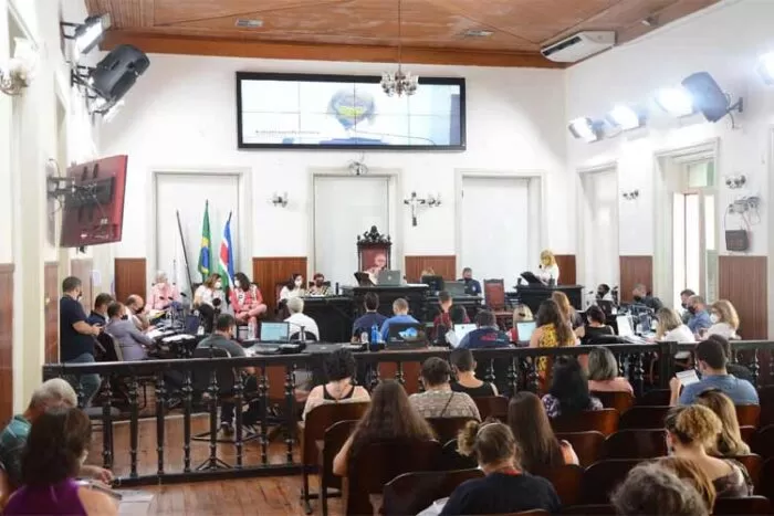 Protetores cobram melhorias para o Canil municipal 1 audiencia canil municipal