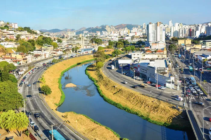 estiagem rio paraibuna by jessica pereira