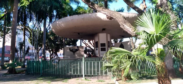 Tráfico e consumo de drogas afastam população juiz-forana da Praça do Riachuelo 3 Praca Riachuelo 5 sem credito