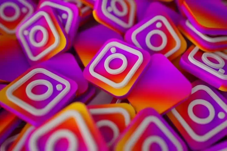 instagram