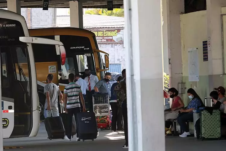 rodoviaria juiz de fora by fernando priamo