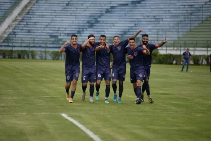 Com 3 a 0, Manchester vence a primeira na história em JF e vira líder 1 Manchester x Betis gol Albert foto Daniel Braga Manchester