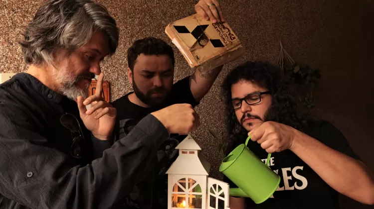 'Los românticos experience' estreia com homenagem a Torquato Neto 1 Los românticos experience
