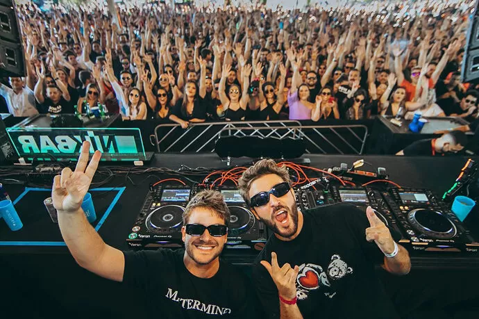 Dupla Dubdogz é confirmada na versão belga do Tomorrowland 1 Dubdogz natal privi e1644589424290