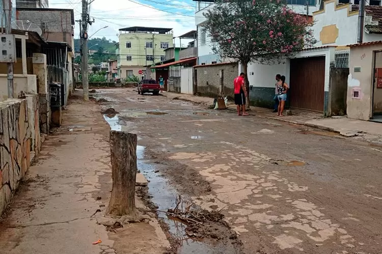 PJF realiza limpeza nas ruas do Bairro Industrial após inundação 1 limpeza bairro industrial chuva byjuliana
