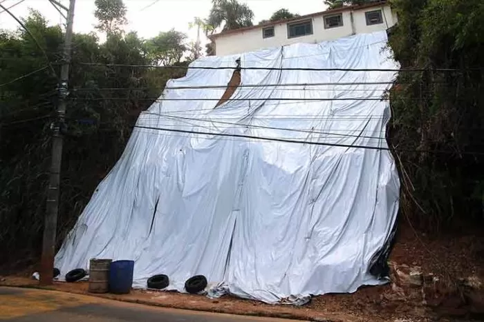 Moradores de 130 áreas de risco em JF convivem com medo e insegurança 2 Dom Bosco fernando priamo 2