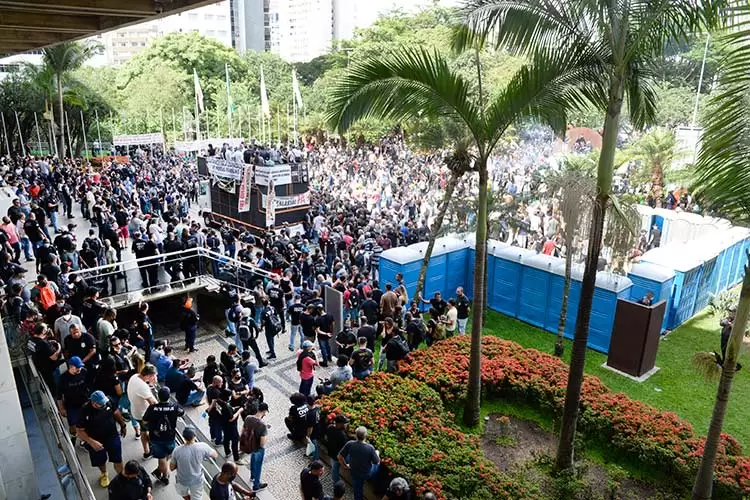 Servidores da Segurança protestam contra Governo Zema em BH 2 Manifestacao forcas seguranca 8 Guilherme Bergamini ALMG
