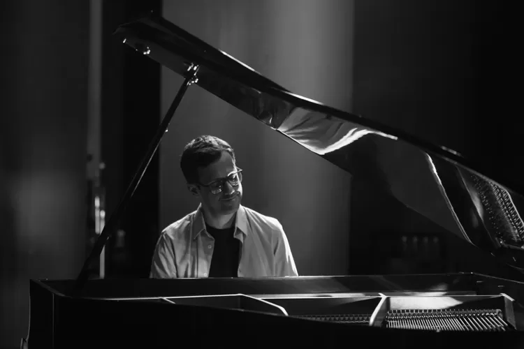 Guilherme Veroneze participa de coletânea internacional 1 Guilherme Veroneze