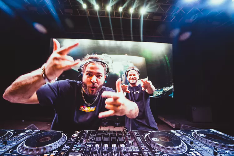 Dubdogz fecha 2022 entre os melhor DJs do mundo 1 DSC08172