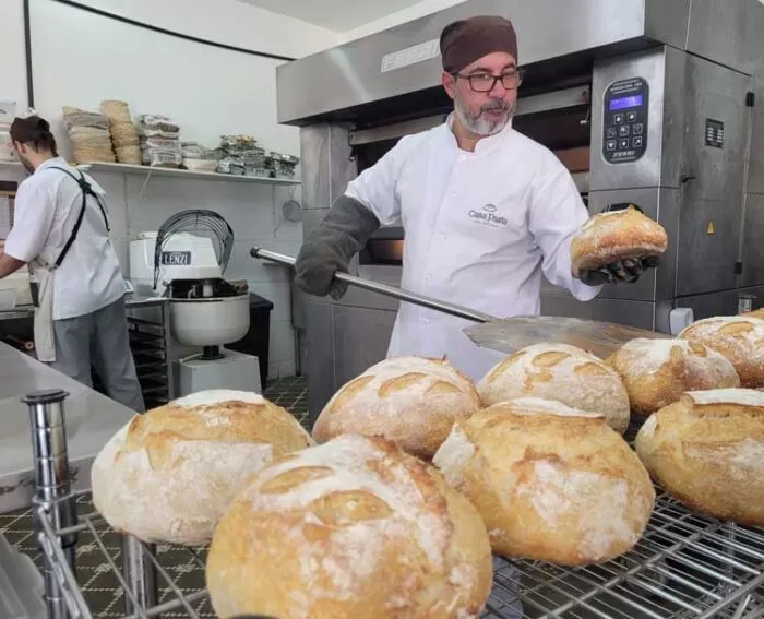 Mercado de pão com fermentação natural cresce em Juiz de Fora 1 OK 1 uploads Pedro Moyses 17.02.23 01.16